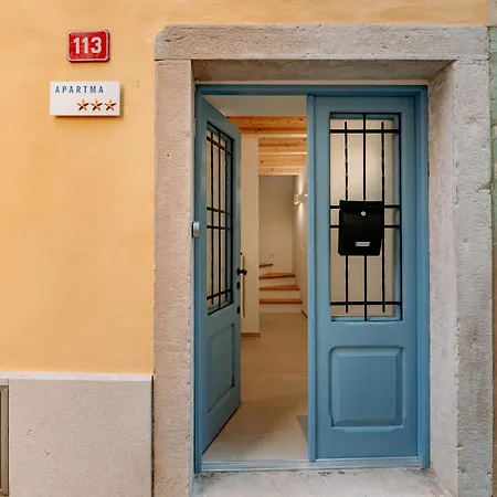 Bay Breeze House In * Pirano