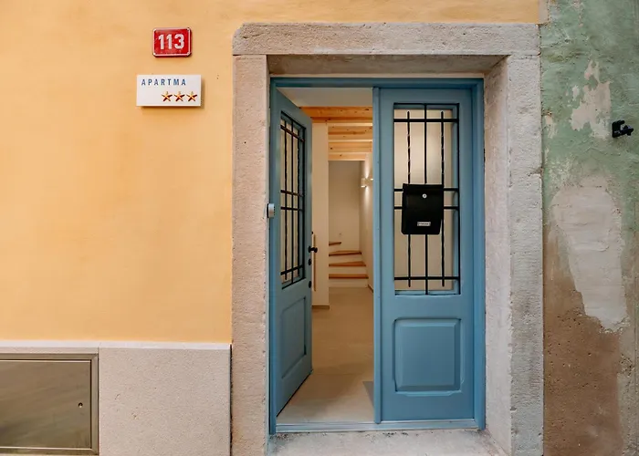 Bay Breeze House In * Piran